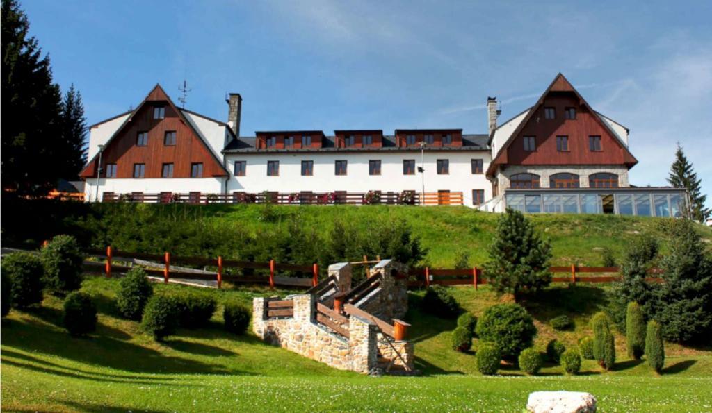Horsky Hotel Koprivna Malá Morávka Eksteriør billede